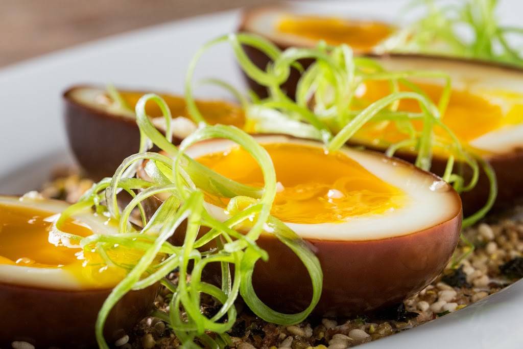 Swift & Sons | restaurant | 1000 W Fulton Market, Chicago, IL 60607, USA | 3127339420 OR +1 312-733-9420