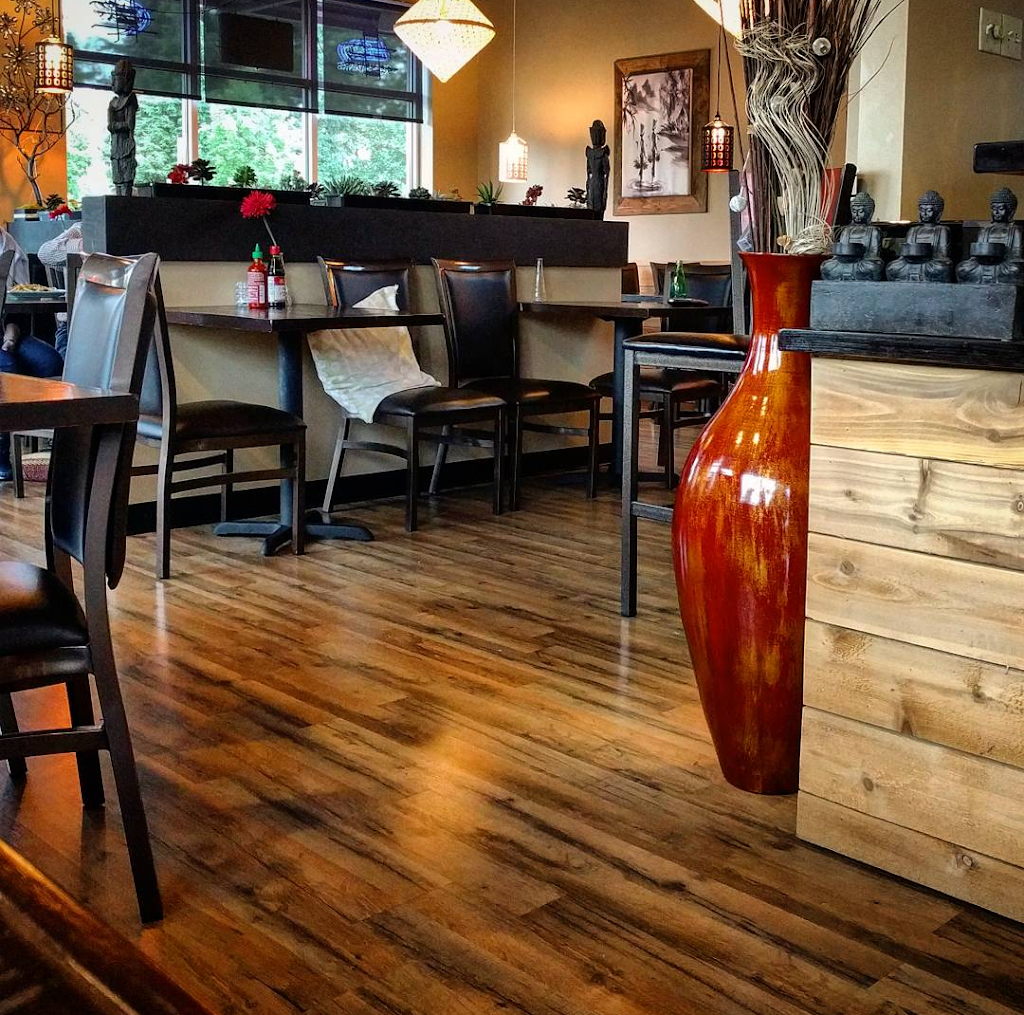 Noodle bar Viet Thai cuisine | restaurant | 11419 19th Ave SE a101, Everett, WA 98208, USA | 4252256067 OR +1 425-225-6067