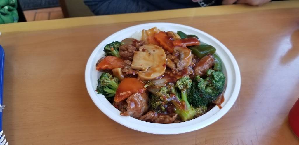 China House | restaurant | 322 Appleton St, Holyoke, MA 01040, USA | 4135328508 OR +1 413-532-8508