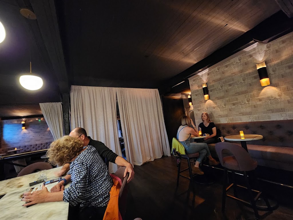 Eastern Standard | restaurant | 1131 Burke St, Winston-Salem, NC 27101, USA | 3364791100 OR +1 336-479-1100