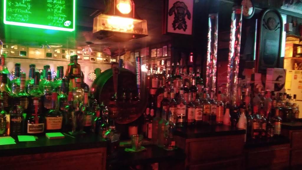 Hanks Pub & Patio | restaurant | 2529 Patterson Rd, Dayton, OH 45420, USA | 9372547527 OR +1 937-254-7527