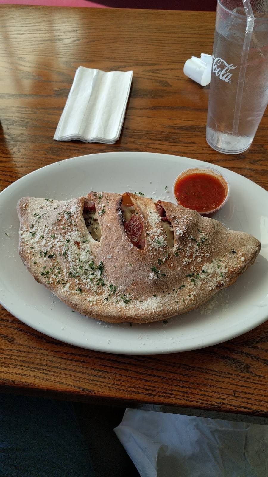 Jordanas Pizzeria & Italian Ristorante | restaurant | 9396, 309 S Walton Dr, Benson, NC 27504, USA | 9198945559 OR +1 919-894-5559