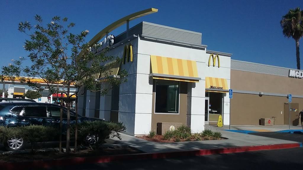 McDonalds | cafe | 64 E Ramona Expy, Perris, CA 92571, USA | 9519439191 OR +1 951-943-9191