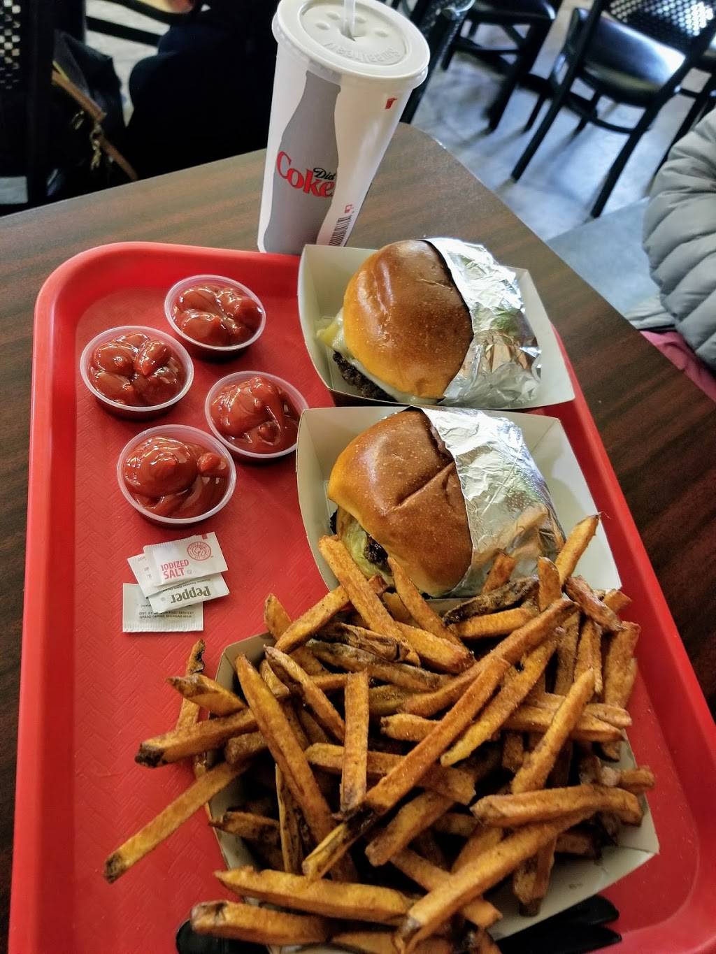 The burger joint | restaurant | 312 N Main St, Milford, MI 48381, USA | 2486859263 OR +1 248-685-9263