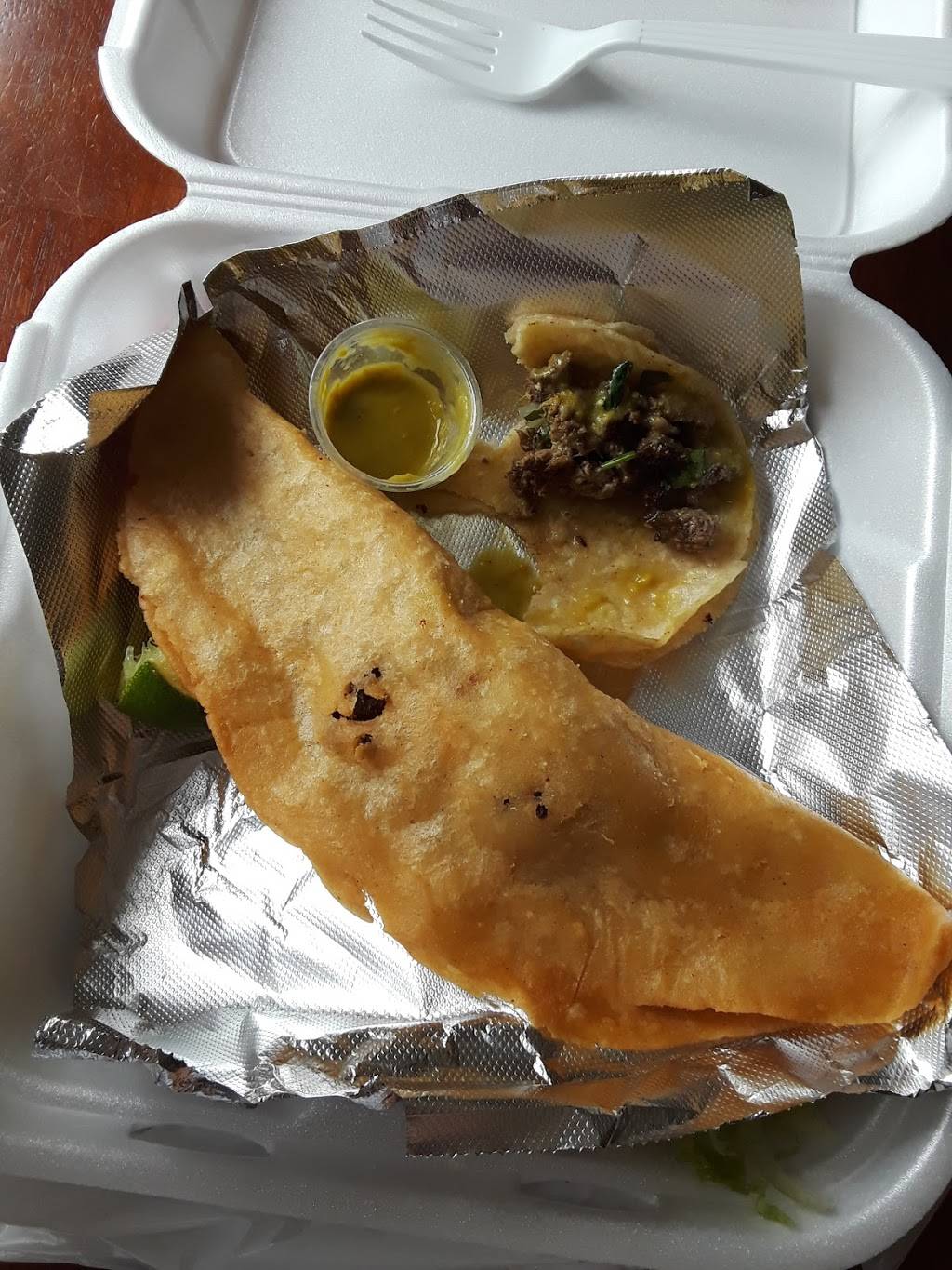 Hectors Mexican Food | restaurant | 3121 E Hillsborough Ave, Tampa, FL 33610, USA | 8132343646 OR +1 813-234-3646