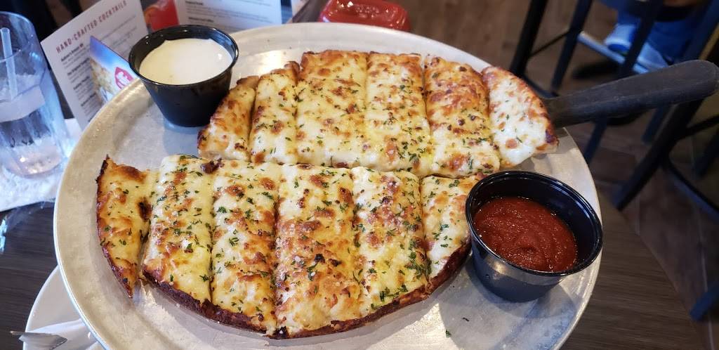 Aubrees Pizzeria & Grill | restaurant | 2023, 37300 Warren Rd, Westland, MI 48185, USA | 7349566030 OR +1 734-956-6030