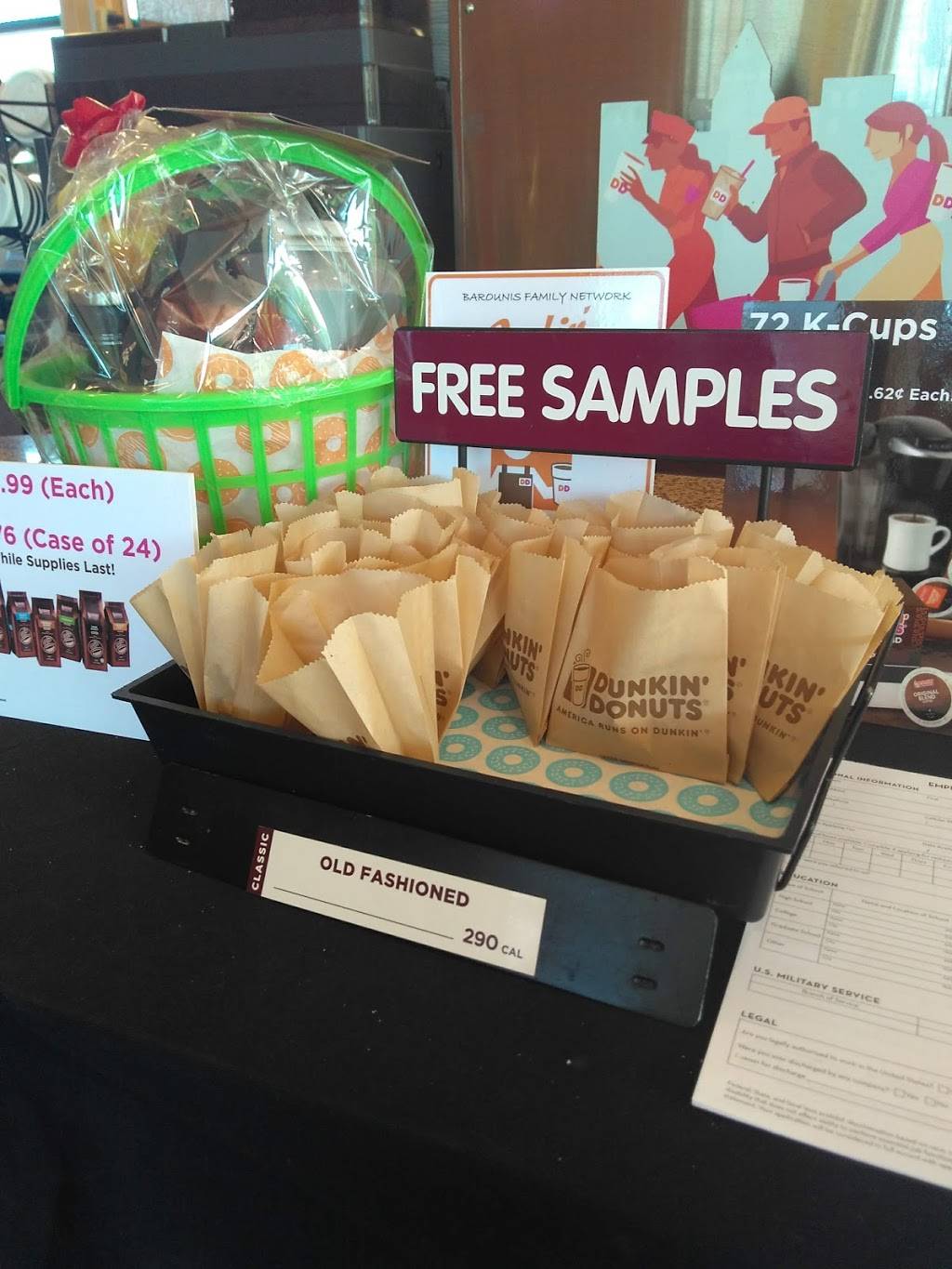 Dunkin | bakery | 30 Commercial St, Foxborough, MA 02035, USA | 5086983307 OR +1 508-698-3307