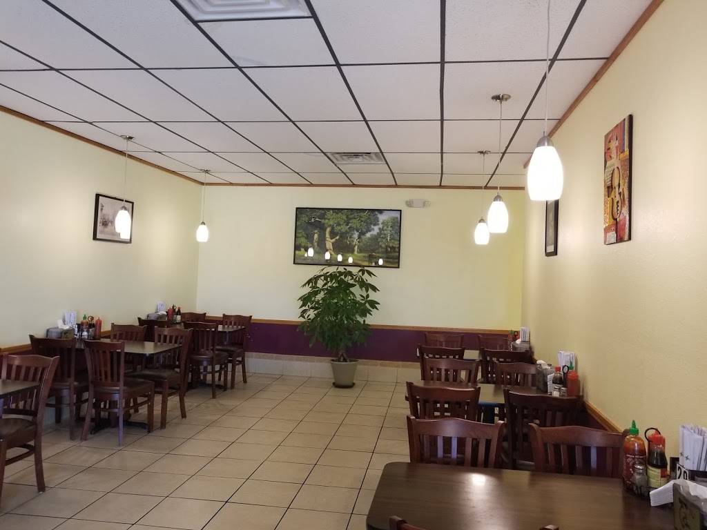Pho Tan | restaurant | 2920 S Combee Rd, Lakeland, FL 33803, USA | 8636651312 OR +1 863-665-1312