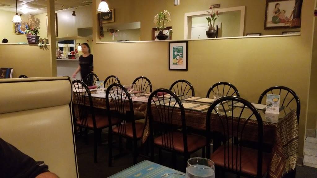 Som Siam East Thai Restaurant | restaurant | 45 Mill Rock Rd E, Old Saybrook, CT 06475, USA | 8603885400 OR +1 860-388-5400