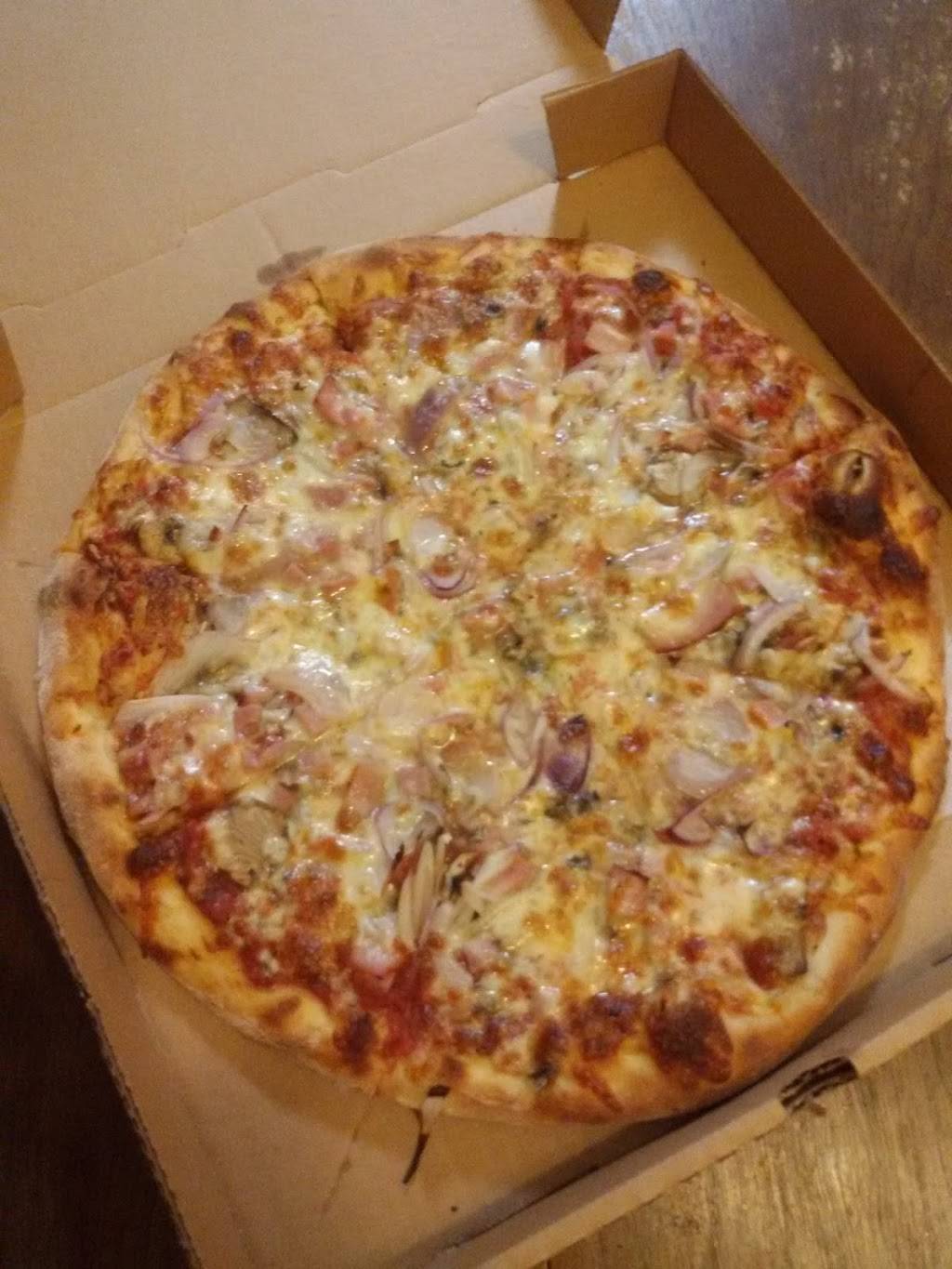 Rays Pizza | meal delivery | 118 Crescent St, Fort Myers Beach, FL 33931, USA | 2397657437 OR +1 239-765-7437