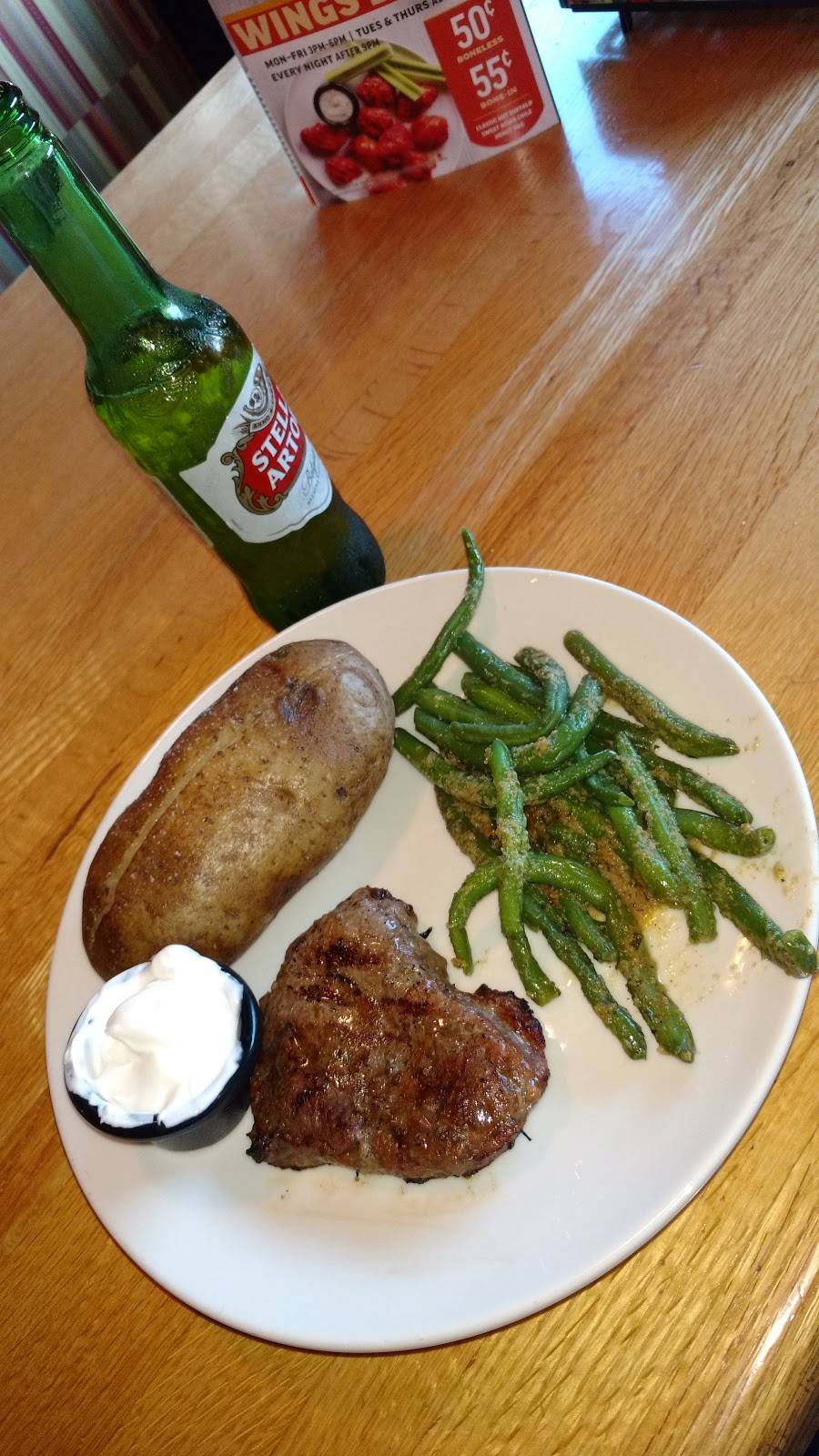 Applebees Grill + Bar | restaurant | 881 W Central Ave, Springboro, OH 45066, USA | 9377439420 OR +1 937-743-9420