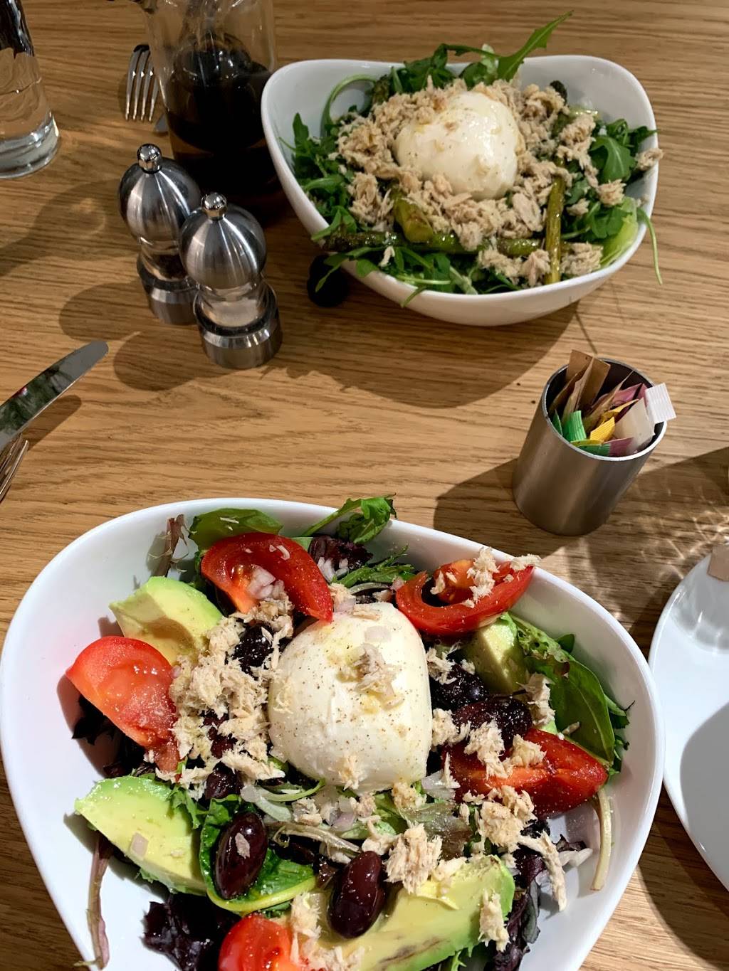 Mozzarella Store, Pizza & Caffè | restaurant | 822 Michigan Ave, Chicago, IL 60611, USA | 3122852449 OR +1 312-285-2449