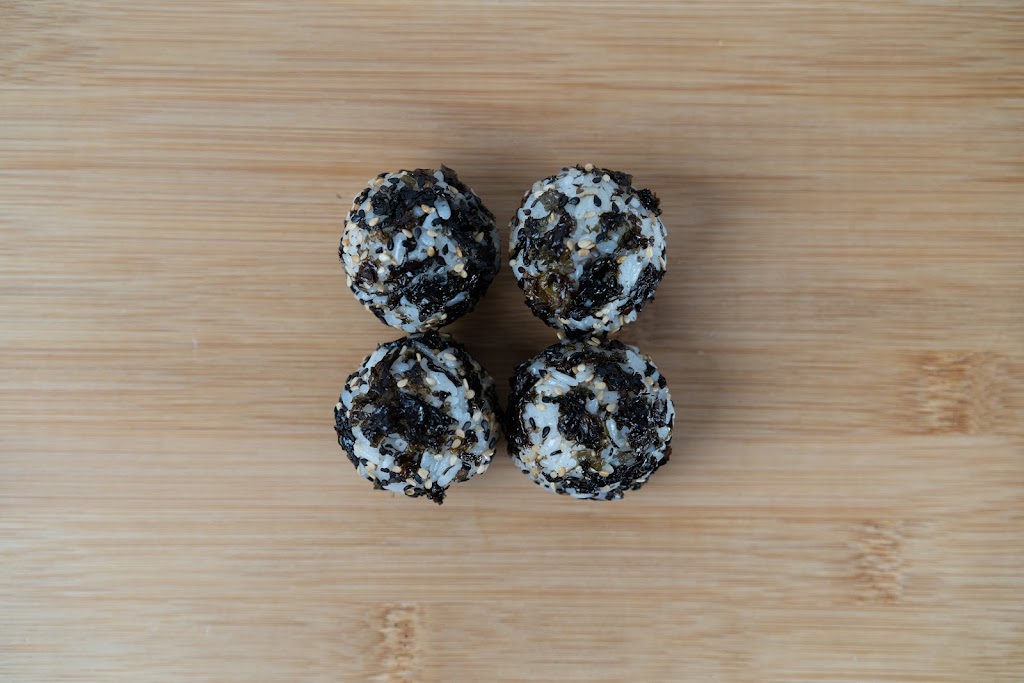 Flora Plant based sushi | meal takeaway | 3212 E Olympic Blvd, Los Angeles, CA 90023, USA | 7473880471 OR +1 747-388-0471