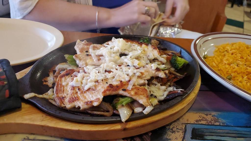 Los Mariachis | restaurant | 2121 Whitesburg Dr # A, Huntsville, AL 35801, USA | 2565335255 OR +1 256-533-5255