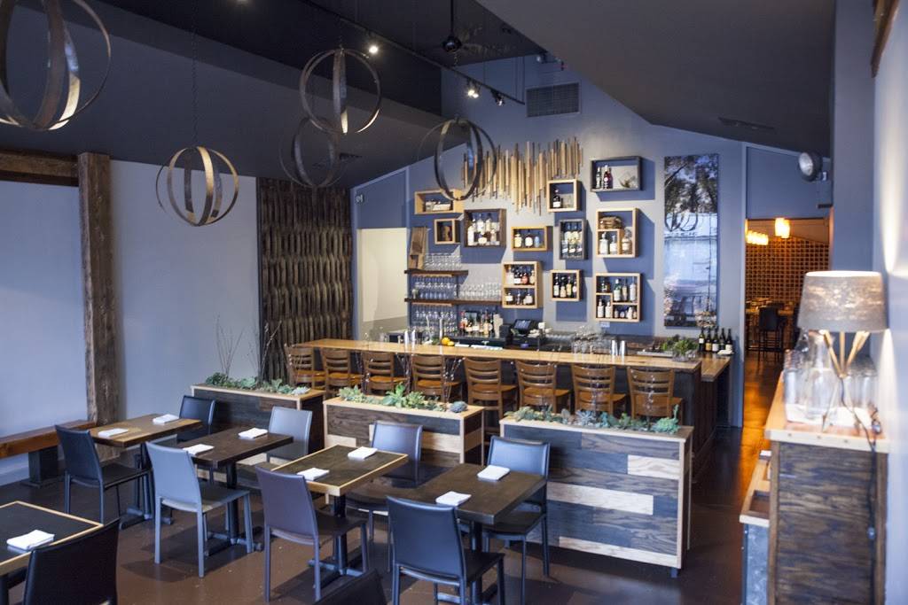 Entente | restaurant | 3056 N Lincoln Ave, Chicago, IL 60657, USA | 8722068553 OR +1 872-206-8553