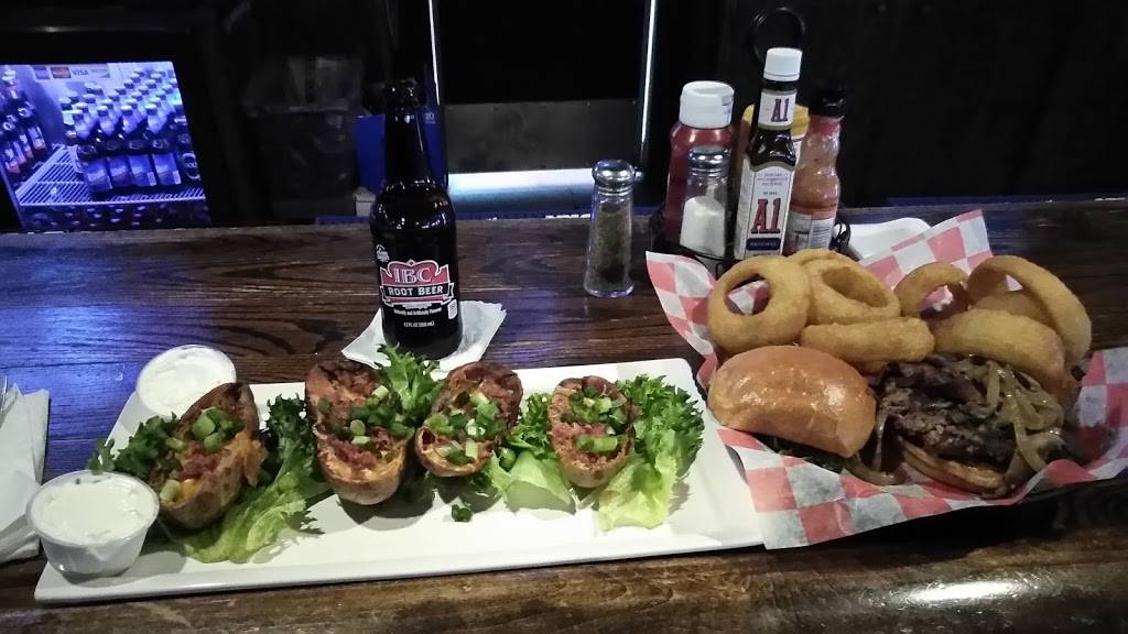 Comeback Inn | restaurant | 1451 S Milford Rd, Highland, MI 48357, USA | 2488875900 OR +1 248-887-5900