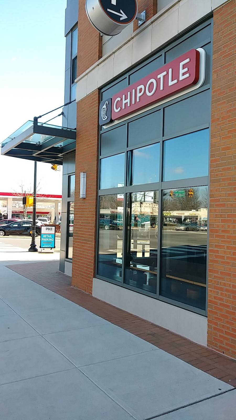 Chipotle Mexican Grill | restaurant | 1002 S Glebe Rd, Arlington, VA 22204, USA | 7037466381 OR +1 703-746-6381