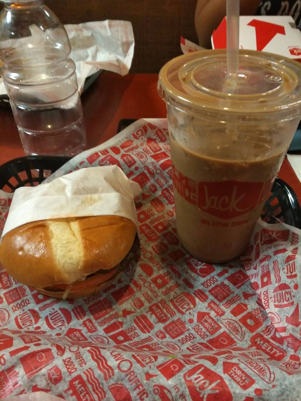 Jack in the Box | restaurant | 1876 N Riverside Ave, Rialto, CA 92376, USA | 9098200557 OR +1 909-820-0557