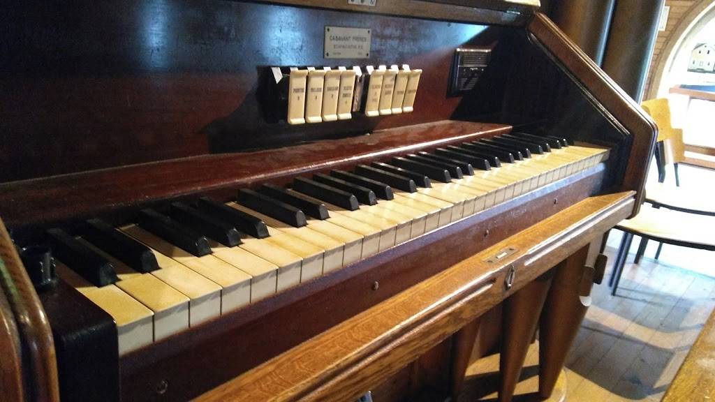 Amis du Patrimoine de St-Venant-de Paquette (Les) | restaurant | 12 Chemin du Village, East Hereford, QC J0B 1S0, Canada | 8196589050 OR +1 819-658-9050