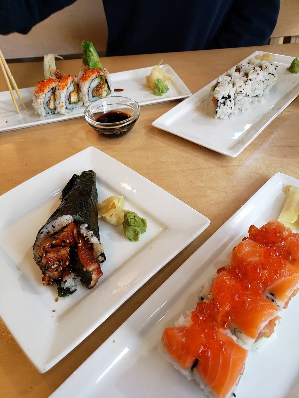 Sushi Maki (Palmetto Bay) | restaurant | 14491 S Dixie Hwy, Miami, FL 33176, USA | 3052326636 OR +1 305-232-6636