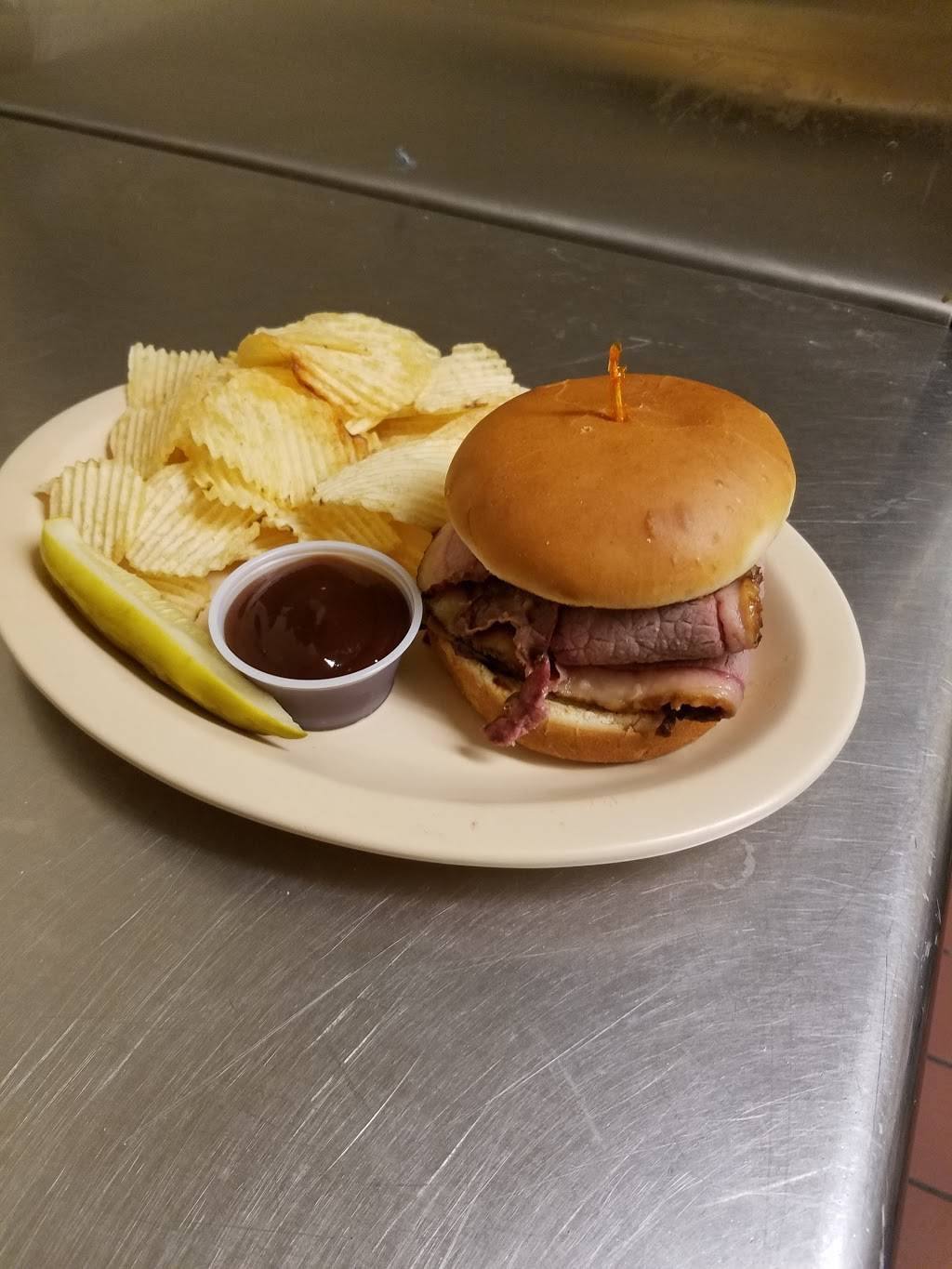 Pub II | restaurant | 102 N Linden St, Normal, IL 61761, USA | 3094520699 OR +1 309-452-0699