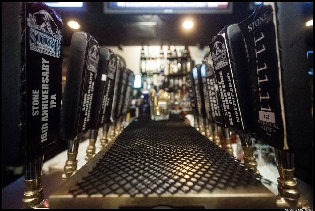 Aces & Ales | restaurant | 3740 S Nellis Blvd, Las Vegas, NV 89121, USA | 7024367600 OR +1 702-436-7600