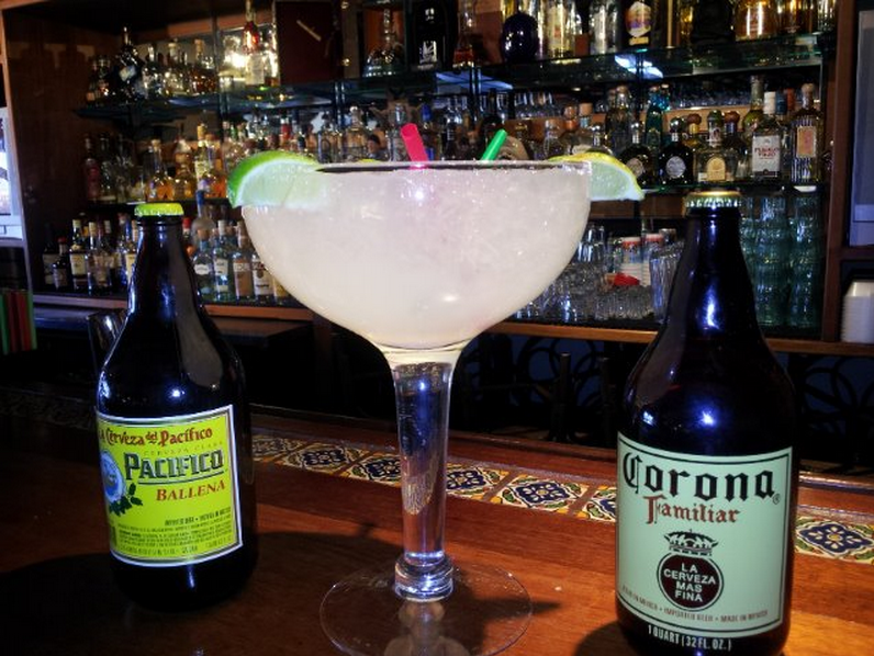 Tequilas Family Mexican Restaurant | restaurant | 12020 Pennsylvania St, Thornton, CO 80241, USA | 3032545555 OR +1 303-254-5555