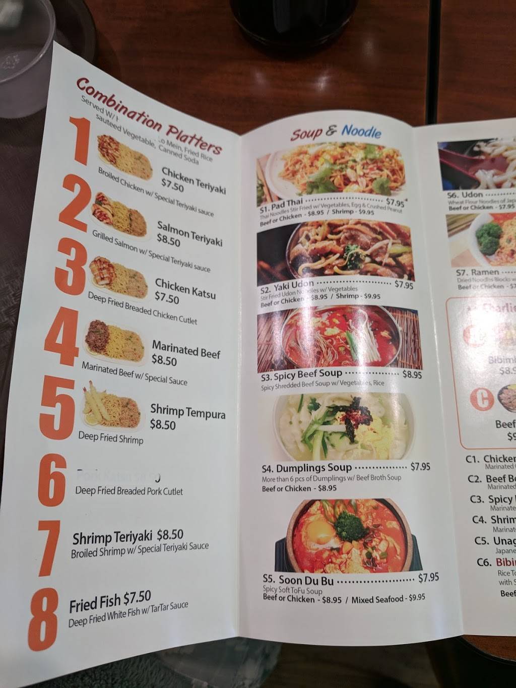 Charlies Place | restaurant | 1960 Madison Ave # 1, New York, NY 10035, USA | 2124100277 OR +1 212-410-0277