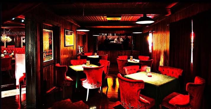 Capos Restaurant and Speakeasy | restaurant | 5675 W Sahara Ave, Las Vegas, NV 89146, USA | 7023642276 OR +1 702-364-2276