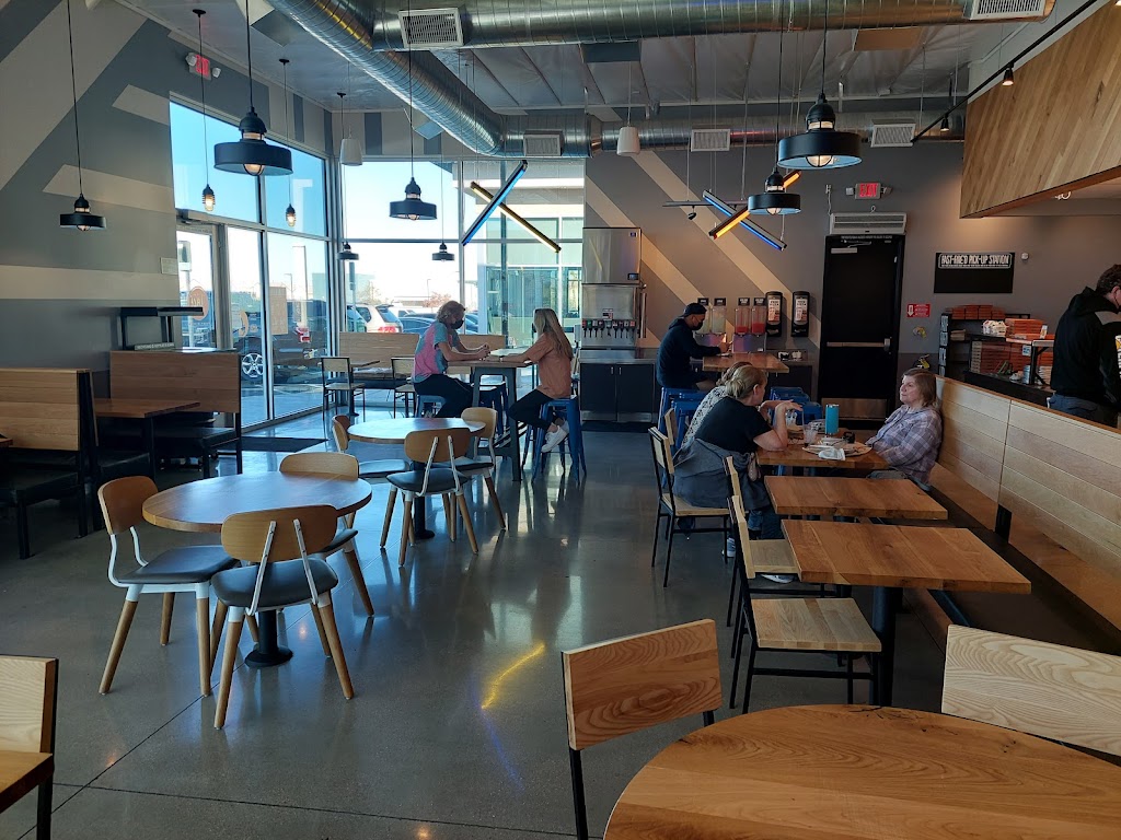 Blaze Pizza | restaurant | 3558 St Rose Pkwy, Henderson, NV 89052, USA | 7028679009 OR +1 702-867-9009