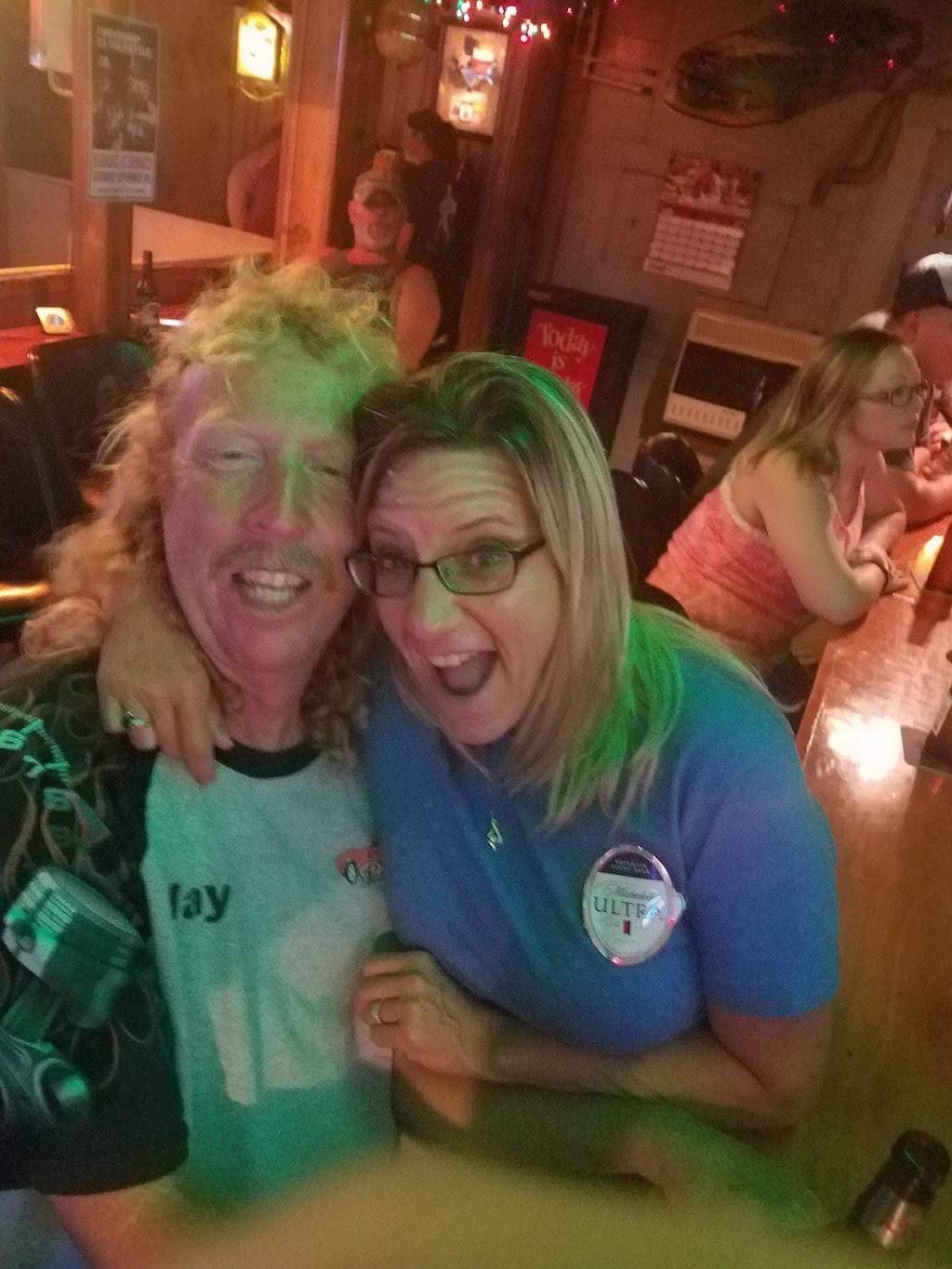 Bernies Bar & Grill | restaurant | 175 Springfield St, Avilla, MO 64833, USA | 4172465644 OR +1 417-246-5644