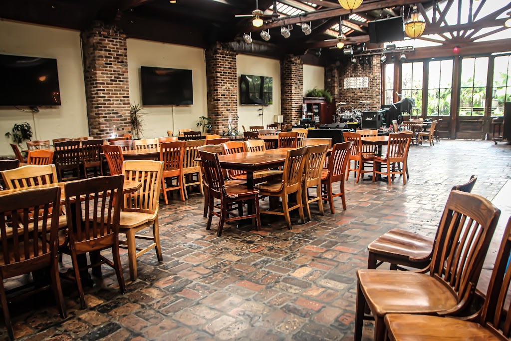 Seville Quarter | restaurant | 130 E Government St, Pensacola, FL 32502, USA | 8504346211 OR +1 850-434-6211