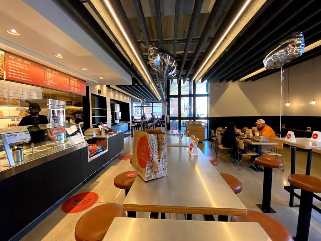 Chipotle Mexican Grill | restaurant | 20 Cherokee Blvd Unit 112, Chattanooga, TN 37405, USA | 4238051063 OR +1 423-805-1063