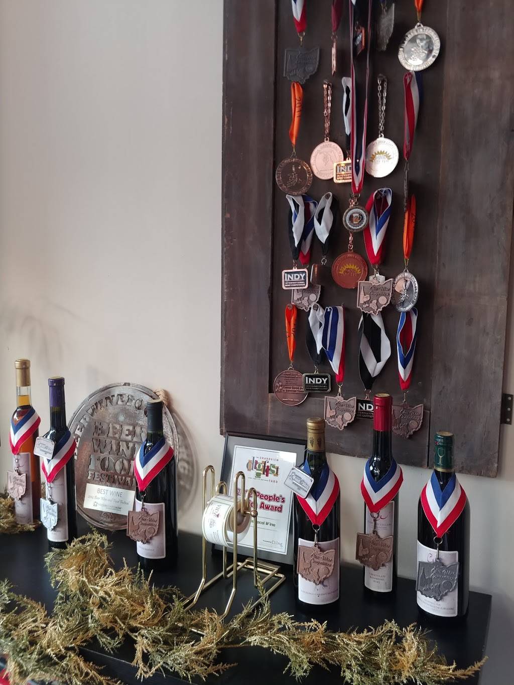 The Osteria at Camelot | restaurant | 901 Oak St, Columbus, OH 43205, USA | 6144418860 OR +1 614-441-8860