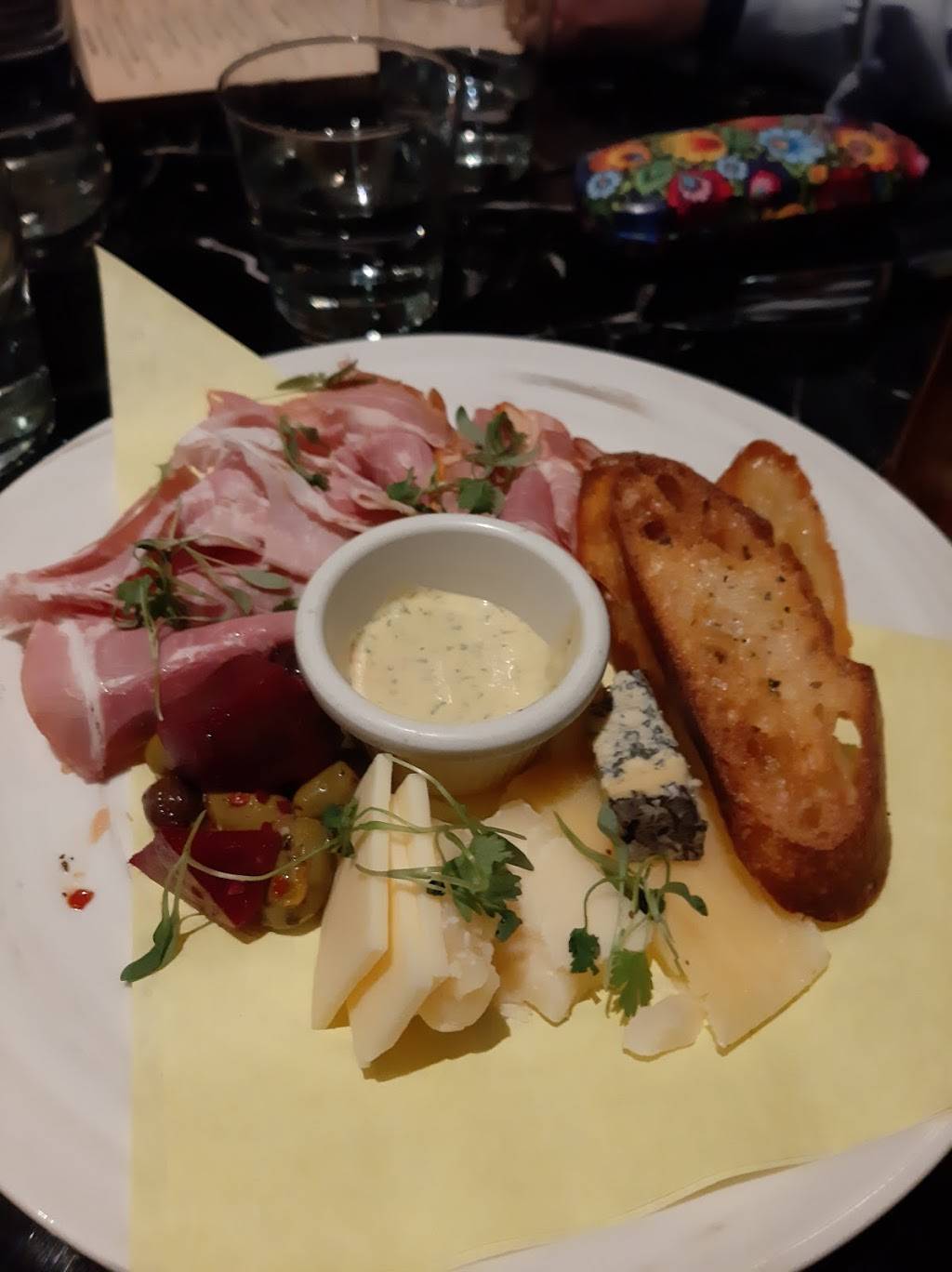 Burban Kitchen | restaurant | 1925 Market Place #100, Chico, CA 95928, USA | 5303990753 OR +1 530-399-0753