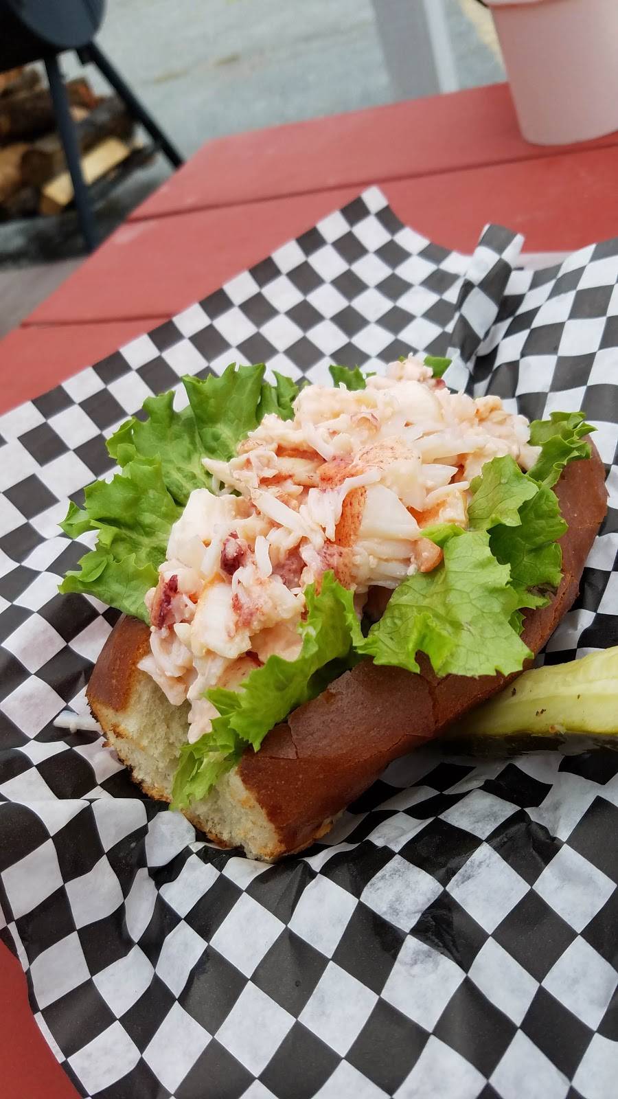 Charlottes Legendary Lobster Pound | meal takeaway | 465 Seawall Rd, Southwest Harbor, ME 04679, USA | 2072448021 OR +1 207-244-8021