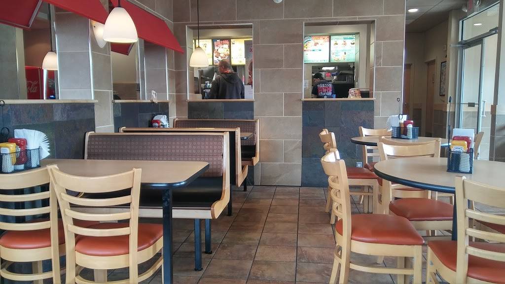 Dairy Queen Grill & Chill | restaurant | 21 N Main St, Bellingham, MA 02019, USA | 5089660461 OR +1 508-966-0461