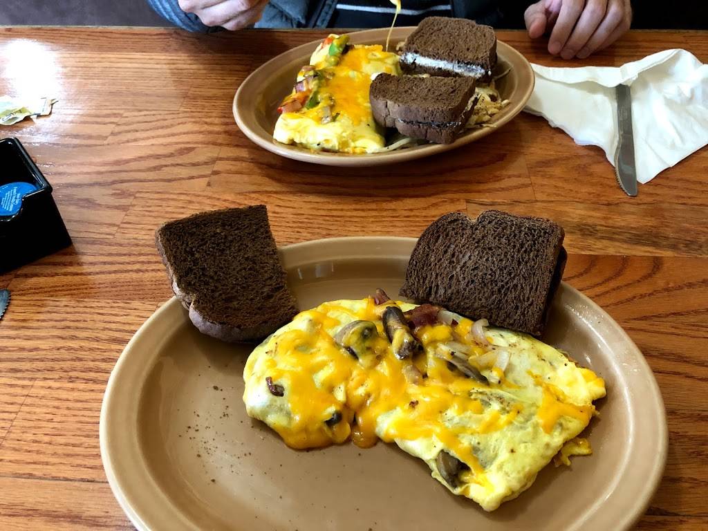 The Place | restaurant | 413 9th Ave N, St Cloud, MN 56303, USA | 3202596931 OR +1 320-259-6931