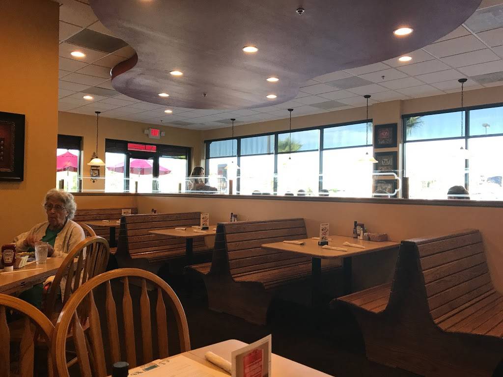 Taylors Breakfast and Lunch | restaurant | 303 SE 17th St #315, Ocala, FL 34471, USA | 3522367094 OR +1 352-236-7094