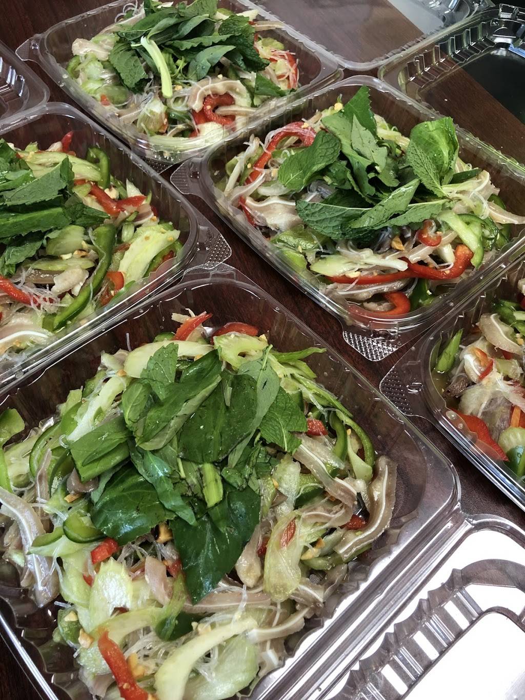 Sweet Basil Express | restaurant | 200 W Oregon Ave, Philadelphia, PA 19148, USA | 2155952473 OR +1 215-595-2473