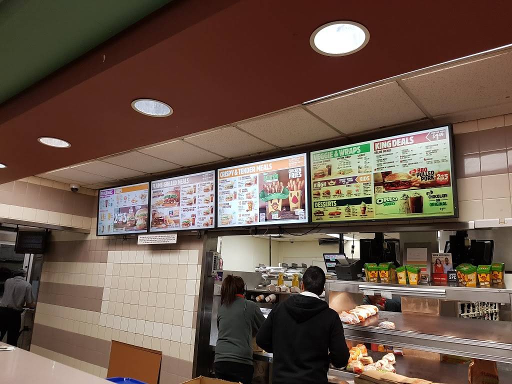 Burger King | restaurant | 2372 Finch Ave W, North York, ON M9M 2W8, Canada | 4167499087 OR +1 416-749-9087