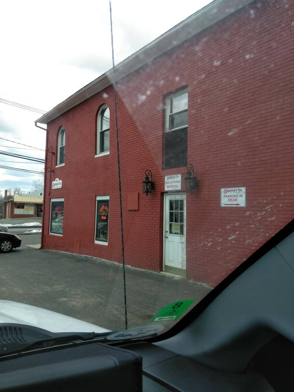 Gigantes Too | restaurant | 817 E Center St, Wallingford, CT 06492, USA | 2036269566 OR +1 203-626-9566