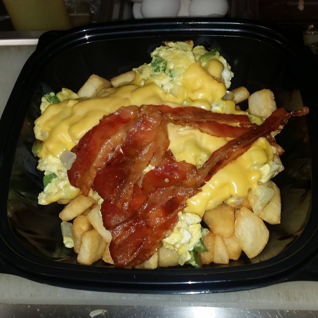 Grill & Greens | restaurant | 220 Alexander St, Rochester, NY 14607, USA | 5852326312 OR +1 585-232-6312