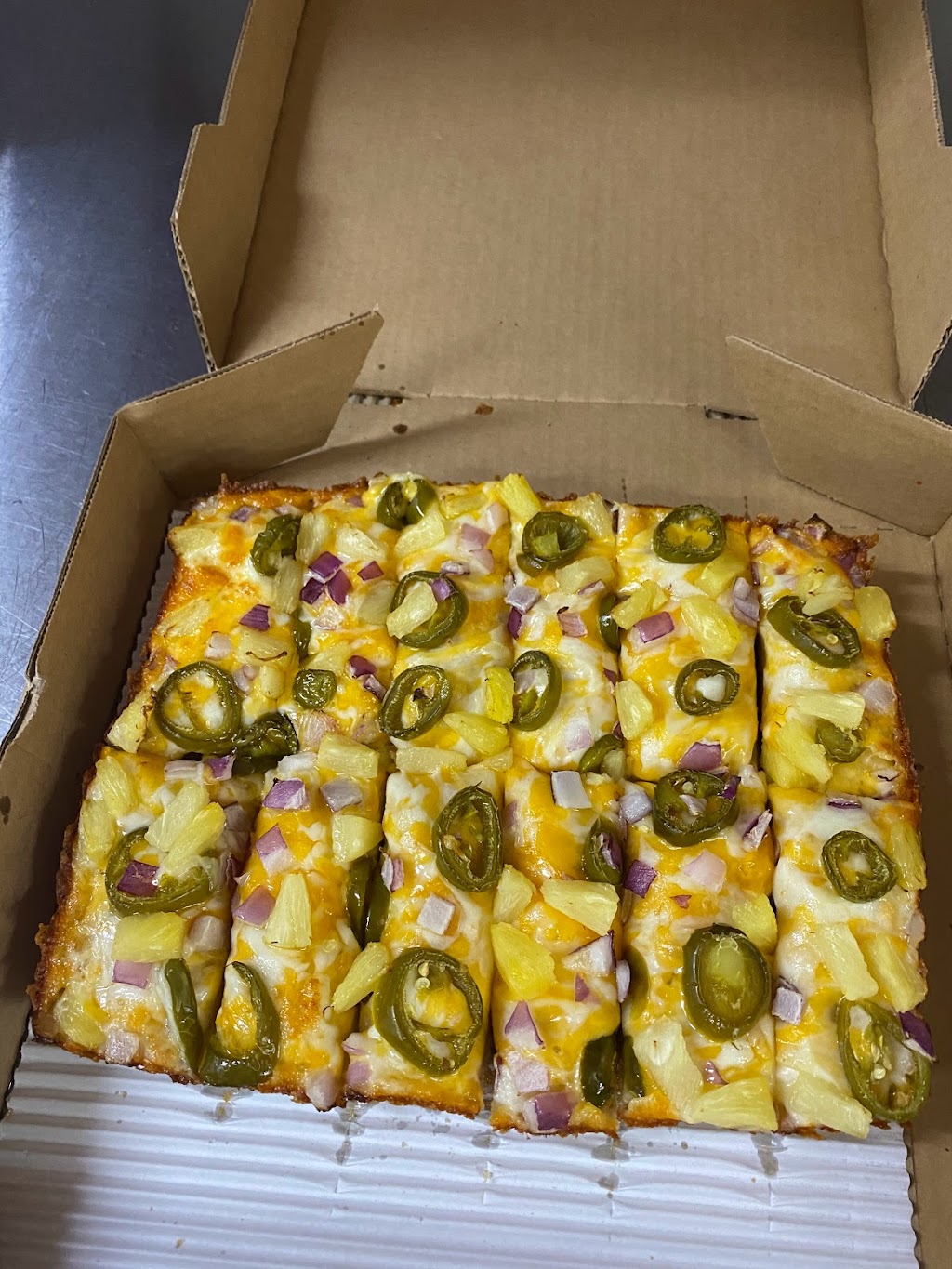 Sammys Pizza | meal delivery | 1306 N Telegraph Rd, Dearborn, MI 48128, USA | 3139981999 OR +1 313-998-1999