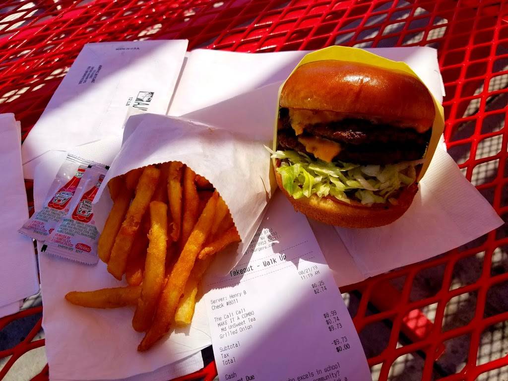 CaliBombs & Burgers | restaurant | 2300 E Lake Mead Blvd, North Las Vegas, NV 89030, USA | 7023810953 OR +1 702-381-0953