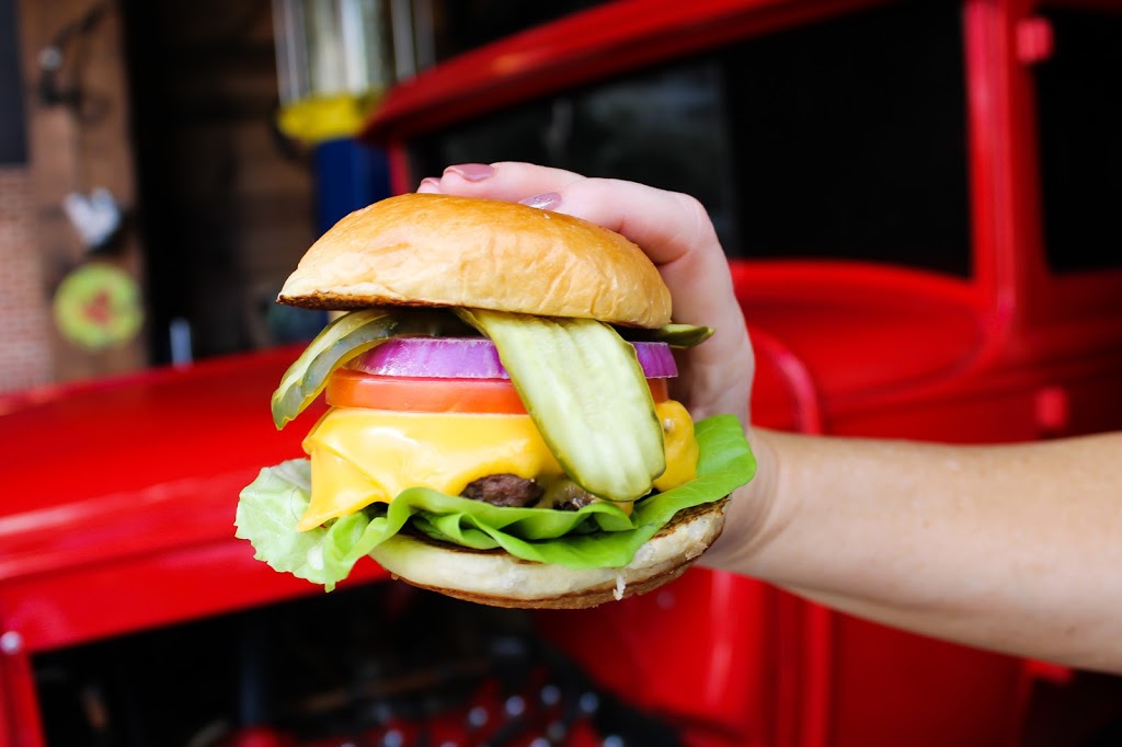 Fords Garage | restaurant | 295 N Cattlemen Rd, Sarasota, FL 34243, USA | 9418033673 OR +1 941-803-3673