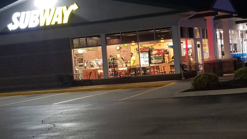 Subway | restaurant | 4475 Alden Nash Ave SE, Lowell, MI 49331, USA | 6168978237 OR +1 616-897-8237