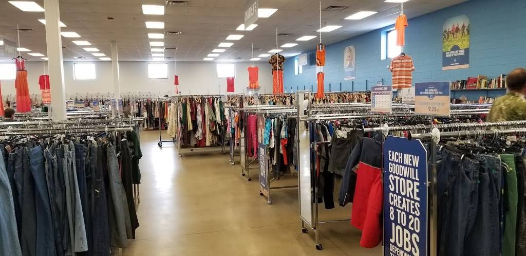 Goodwill | restaurant | 2624 Fort Campbell Blvd, Hopkinsville, KY 42240, USA | 2708857247 OR +1 270-885-7247