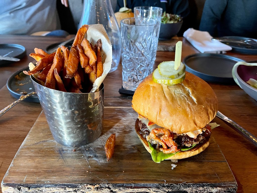 Craft House Sky Deck | restaurant | 12841 El Camino Real Suite 202, San Diego, CA 92130, USA | 8589257067 OR +1 858-925-7067