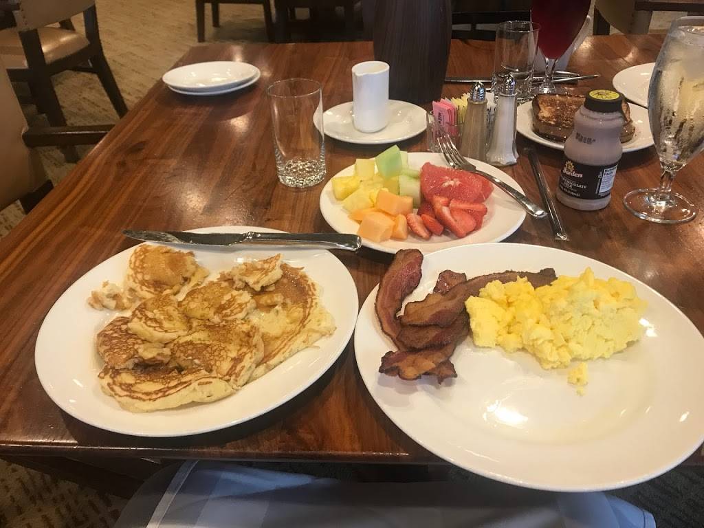 Louisiana Famous Fried Chicken | restaurant | 4450 The Plaza Unit E, Charlotte, NC 28215, USA | 9805852900 OR +1 980-585-2900